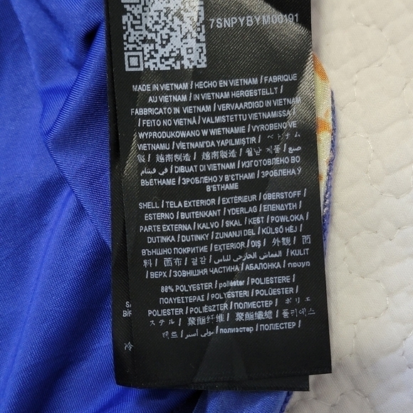 Guess Floral Twisted Keyhole Bodycon Dress - Picture 9 of 10